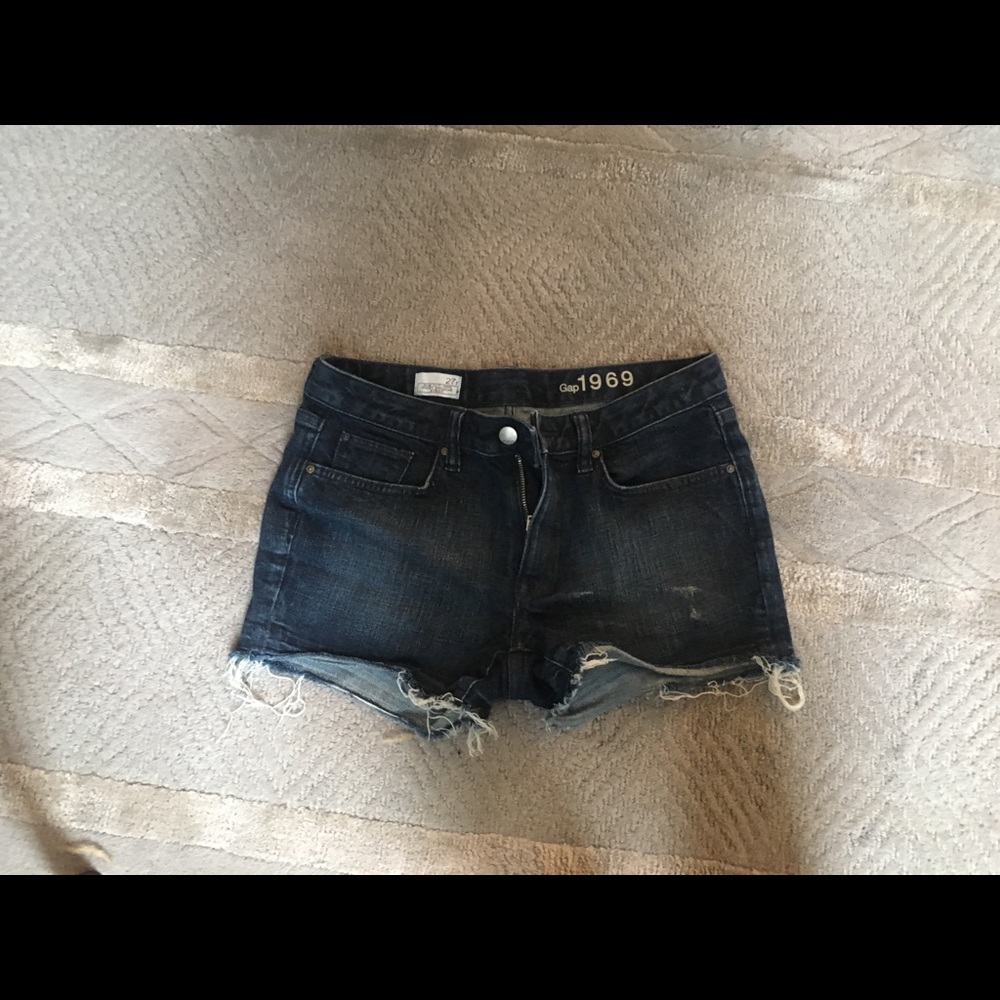 Gap distressed denim shorts